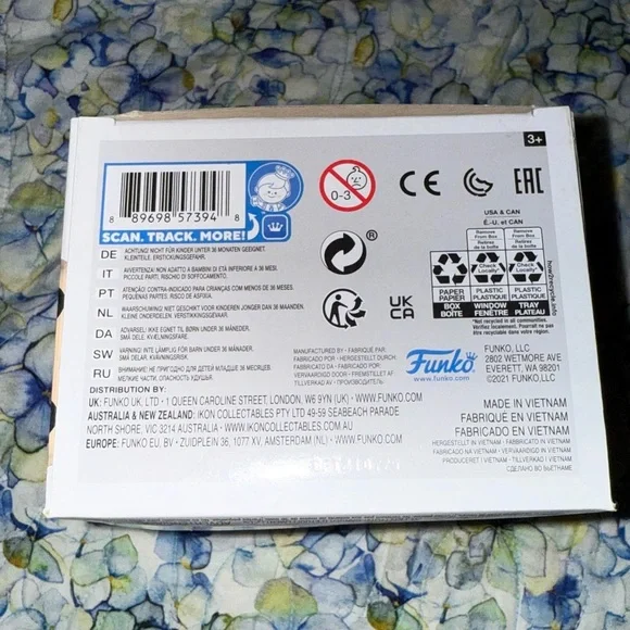 Funko Pop The Office - Erin Hannon Vinyl Figure - Picture 5 of 7